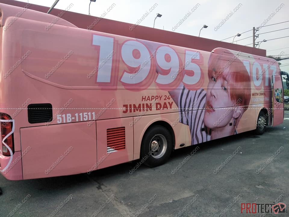 dán decal quảng cáo roadshow