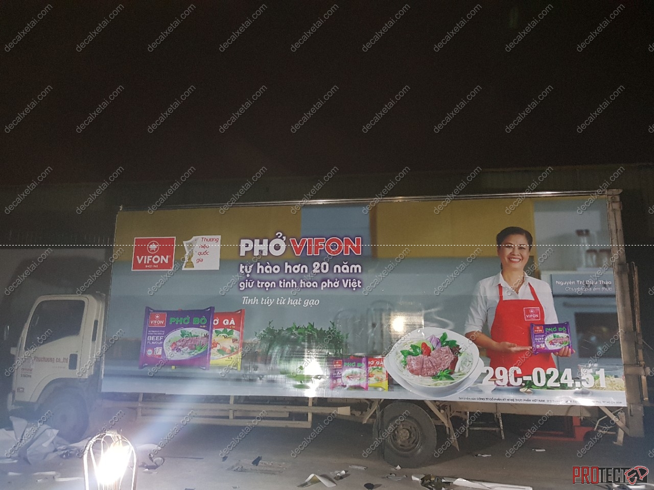 dán decal xe tải TPHCM