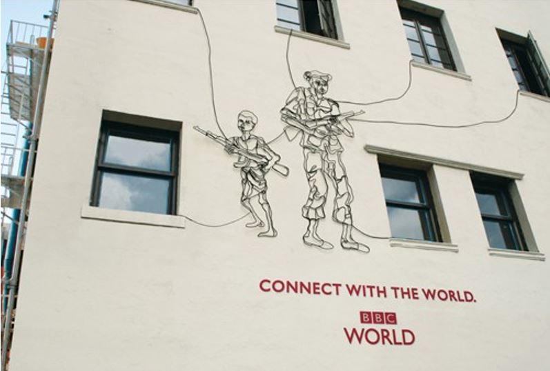 thi-cong-decal-quang-cao-ngoai-troi